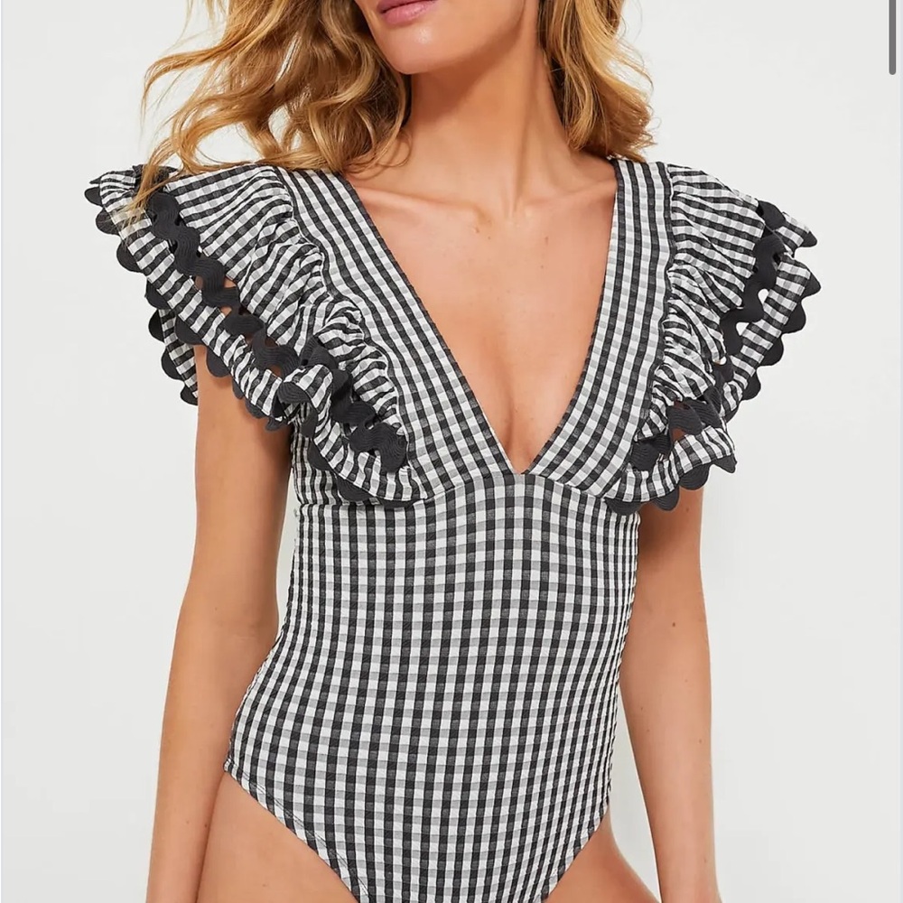 SEA NY Chic Gingham Ruffle Swimsuit